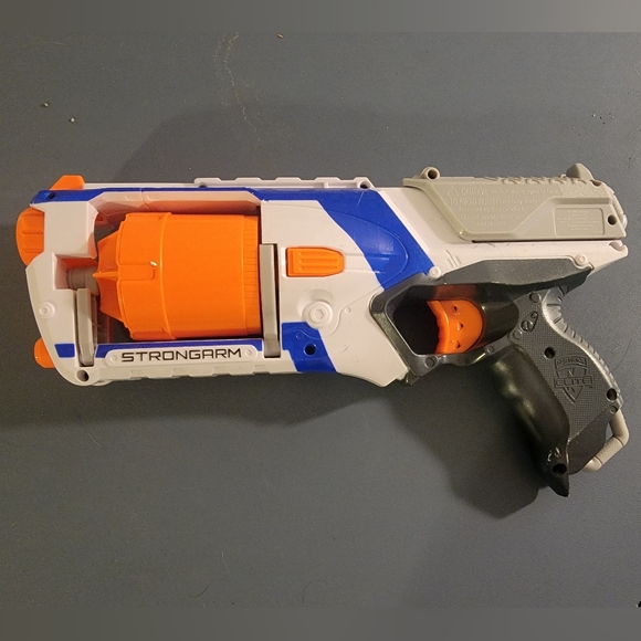 Nerf N-Strike Elite Strongarm Dart Blaster - Picture 2 of 2